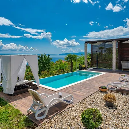 Lina Villa Lovranska Draga